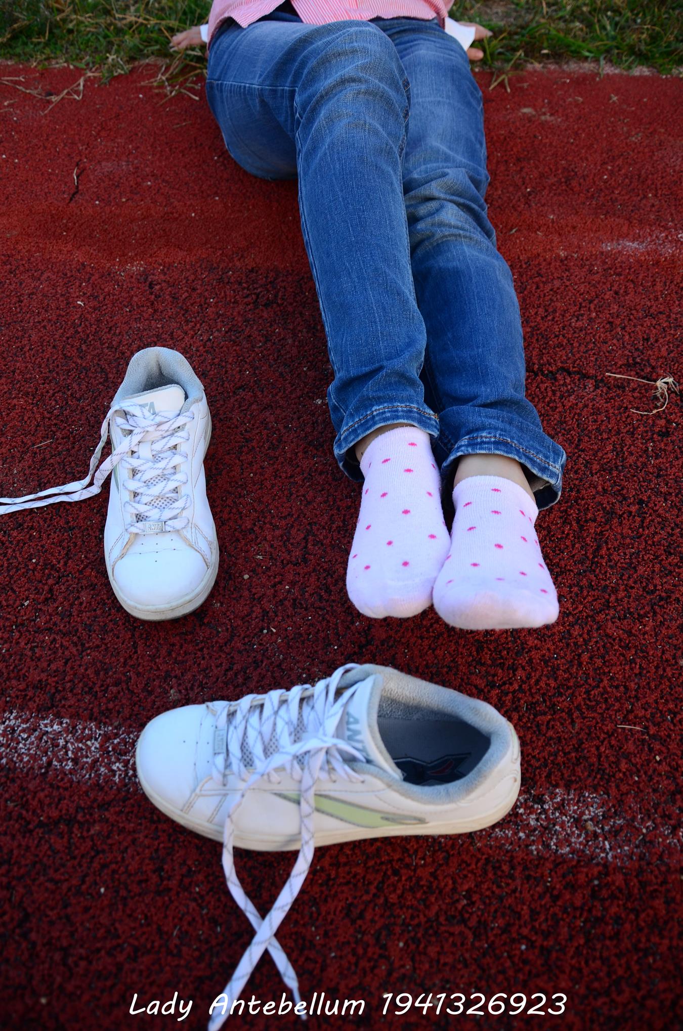 图片[32]-[战前女神] 美腿美足精品摄影套图 003 (2) [73P] – 速更版-美库