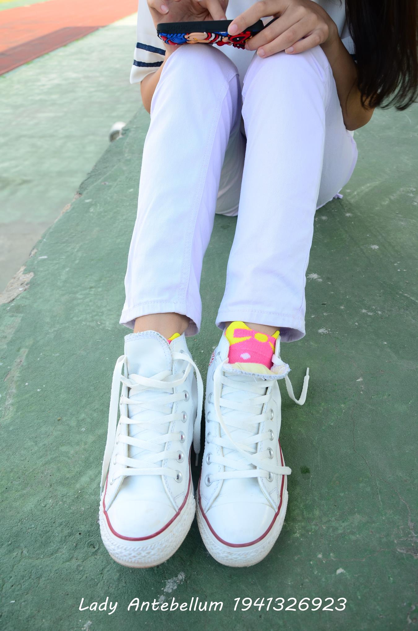 图片[77]-[战前女神] 美腿美足精品摄影套图 002 (1) [84P] – 速更版-美库