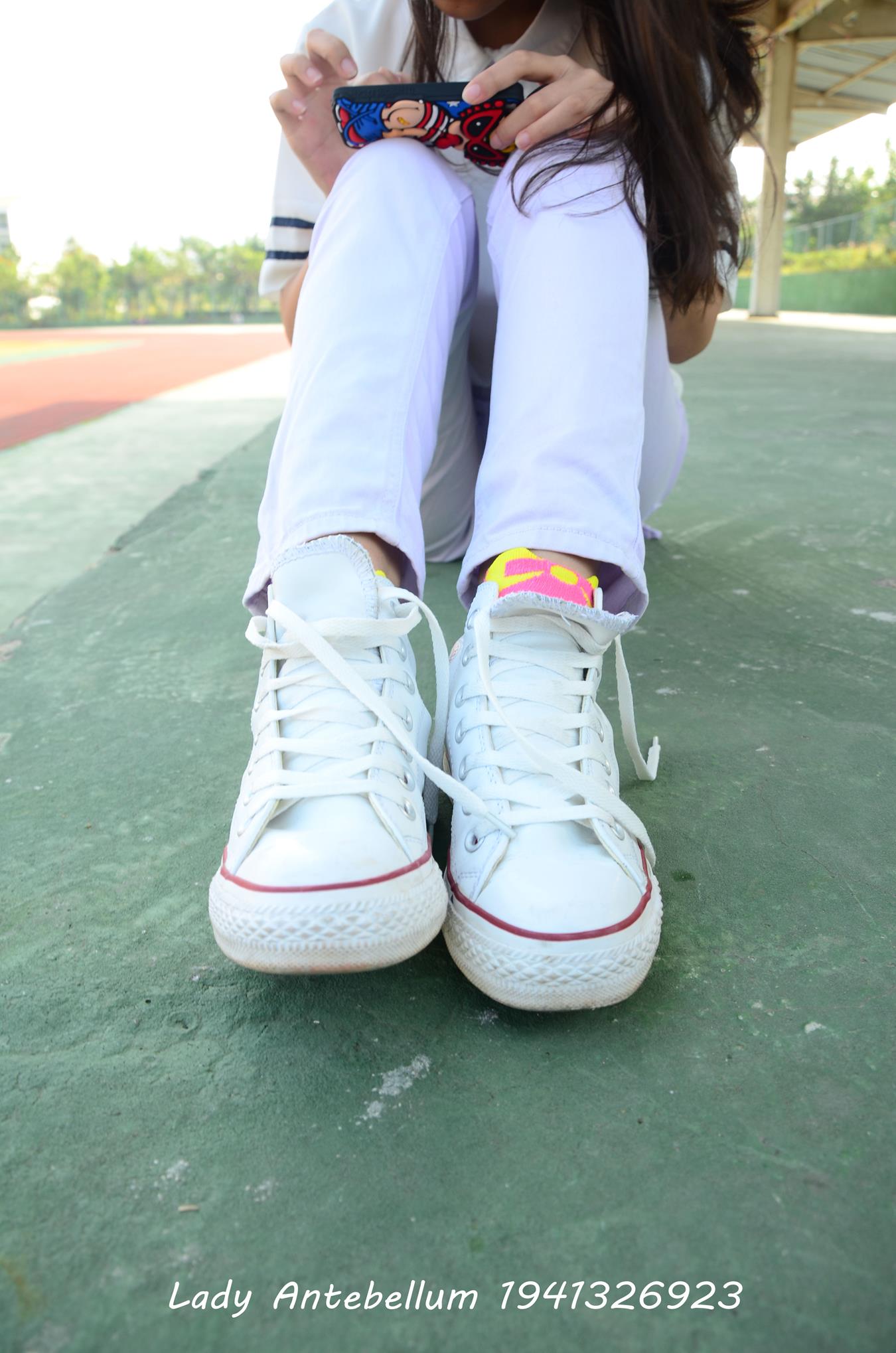 图片[78]-[战前女神] 美腿美足精品摄影套图 002 (1) [84P] – 速更版-美库