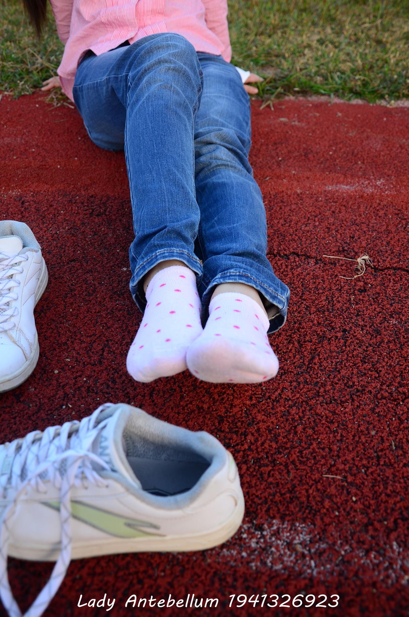 图片[34]-[战前女神] 美腿美足精品摄影套图 003 (2) [73P] – 速更版-美库