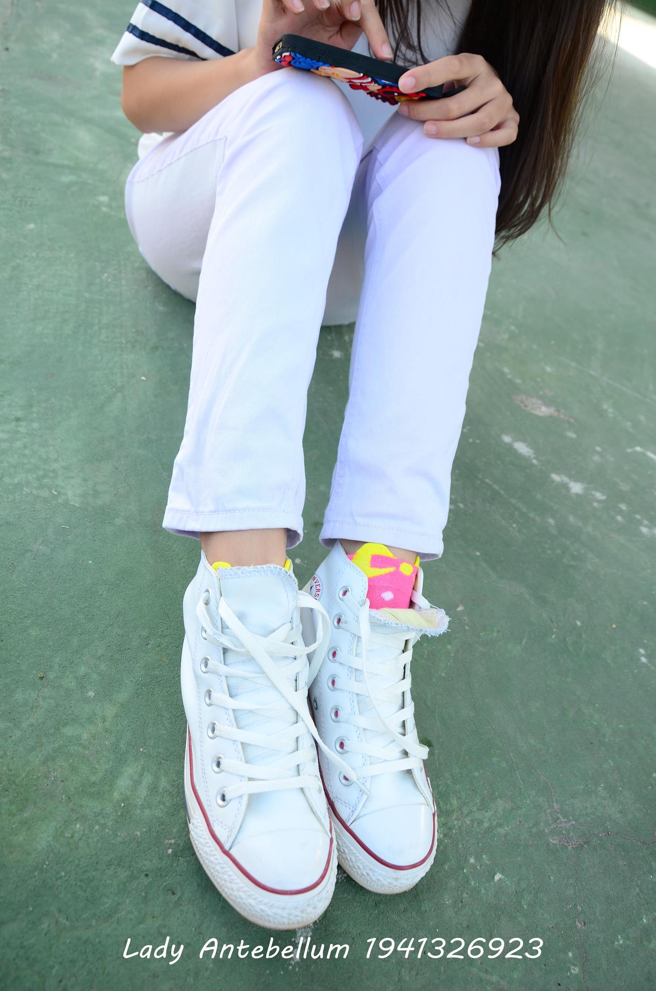 图片[81]-[战前女神] 美腿美足精品摄影套图 002 (1) [84P] – 速更版-美库