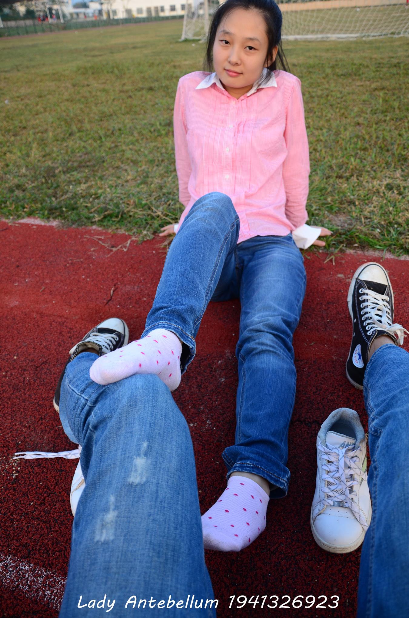 图片[36]-[战前女神] 美腿美足精品摄影套图 003 (2) [73P] – 速更版-美库