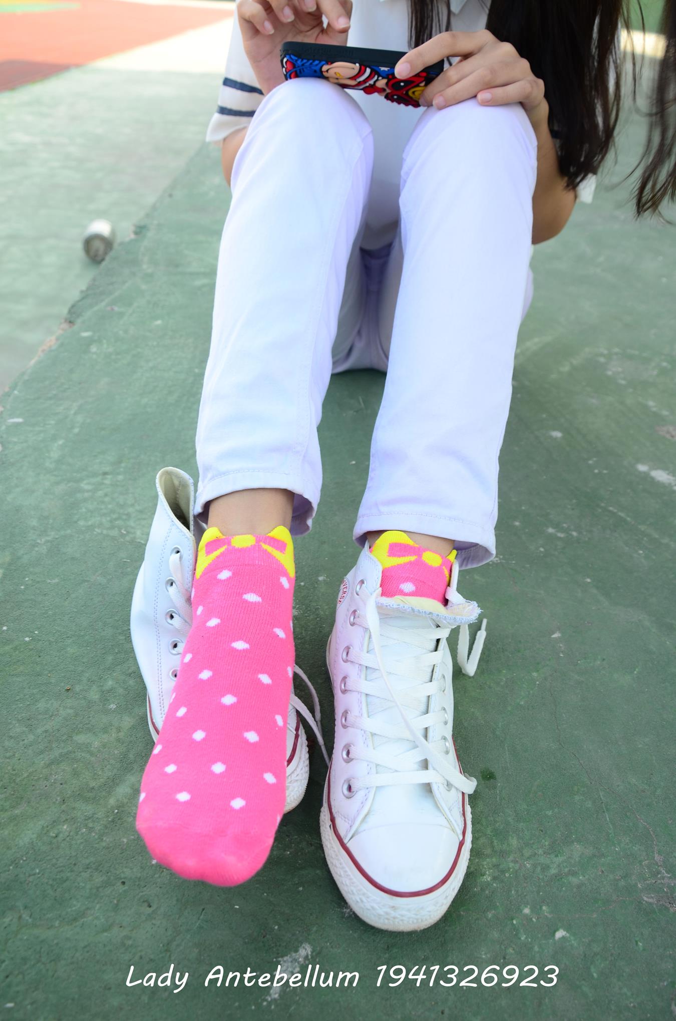 图片[85]-[战前女神] 美腿美足精品摄影套图 002 (1) [84P] – 速更版-美库