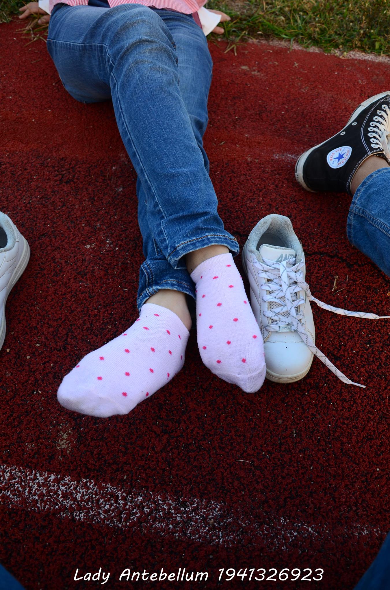 图片[51]-[战前女神] 美腿美足精品摄影套图 003 (2) [73P] – 速更版-美库