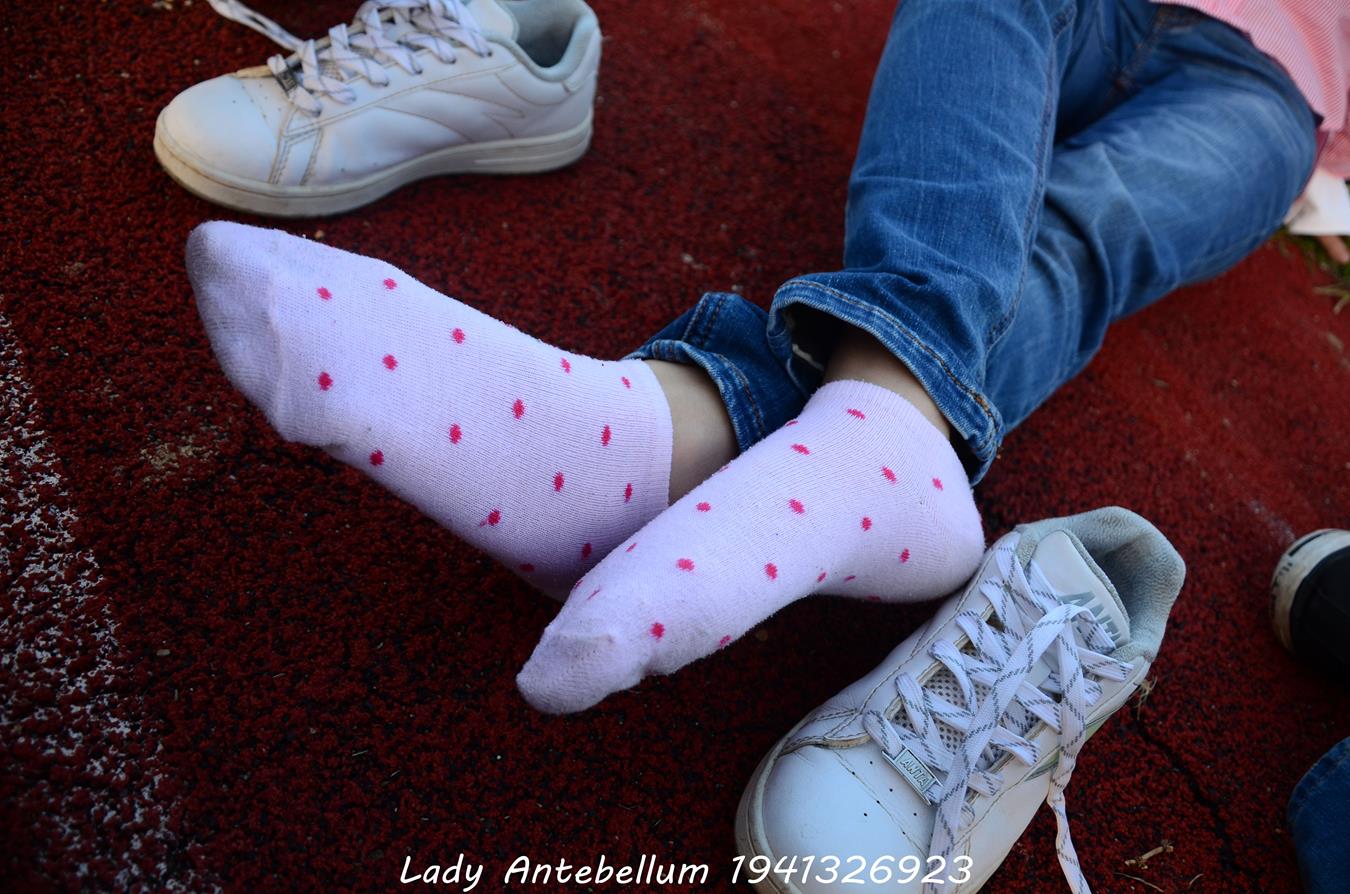 图片[53]-[战前女神] 美腿美足精品摄影套图 003 (2) [73P] – 速更版-美库