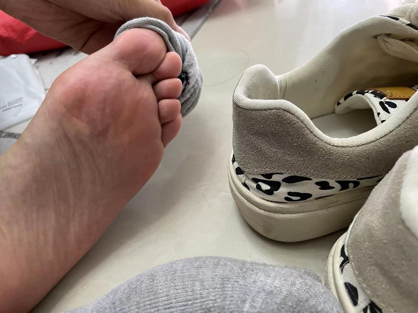 图片[10]-誉铭传媒袜足摄影 2022.10月份整合福利 (2) [66P] – 速更版-美库