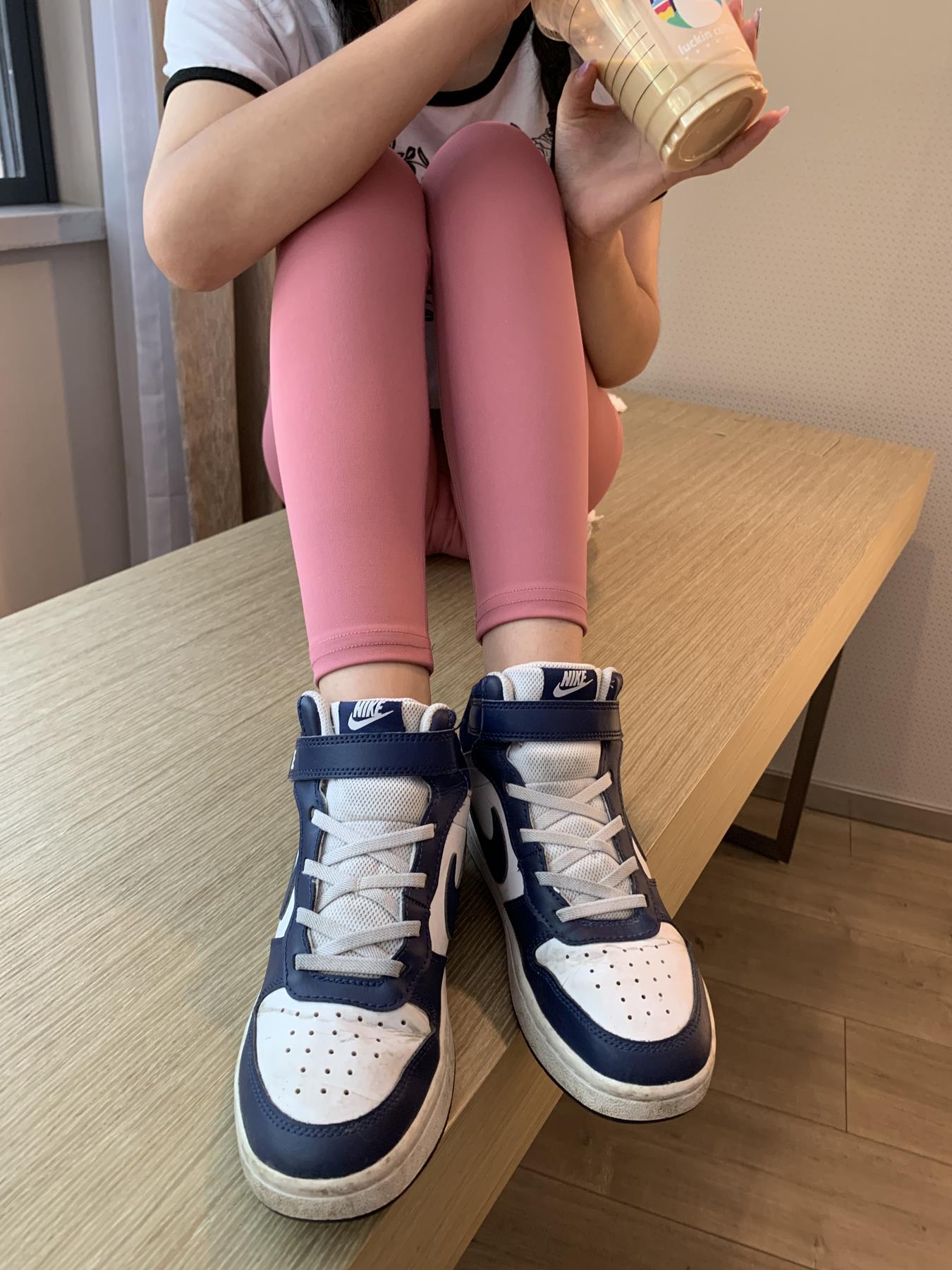 图片[18]-誉铭传媒袜足摄影 2022.10月份整合福利 (1) [64P] – 速更版-美库