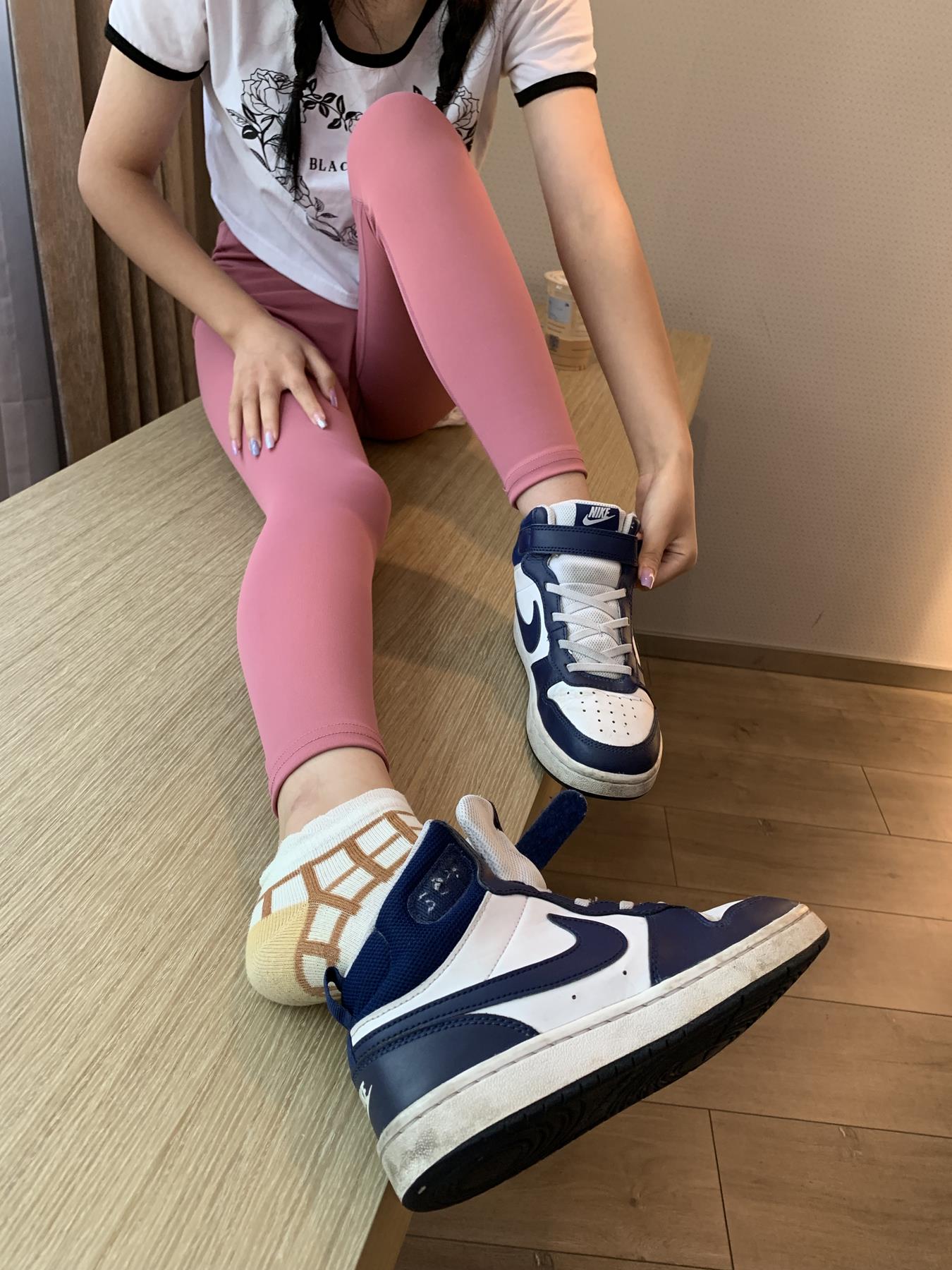 图片[22]-誉铭传媒袜足摄影 2022.10月份整合福利 (1) [64P] – 速更版-美库