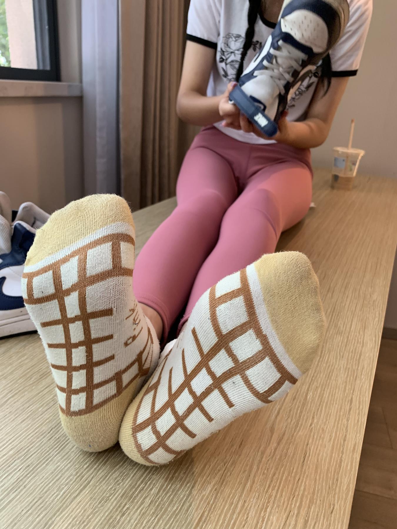 图片[26]-誉铭传媒袜足摄影 2022.10月份整合福利 (1) [64P] – 速更版-美库