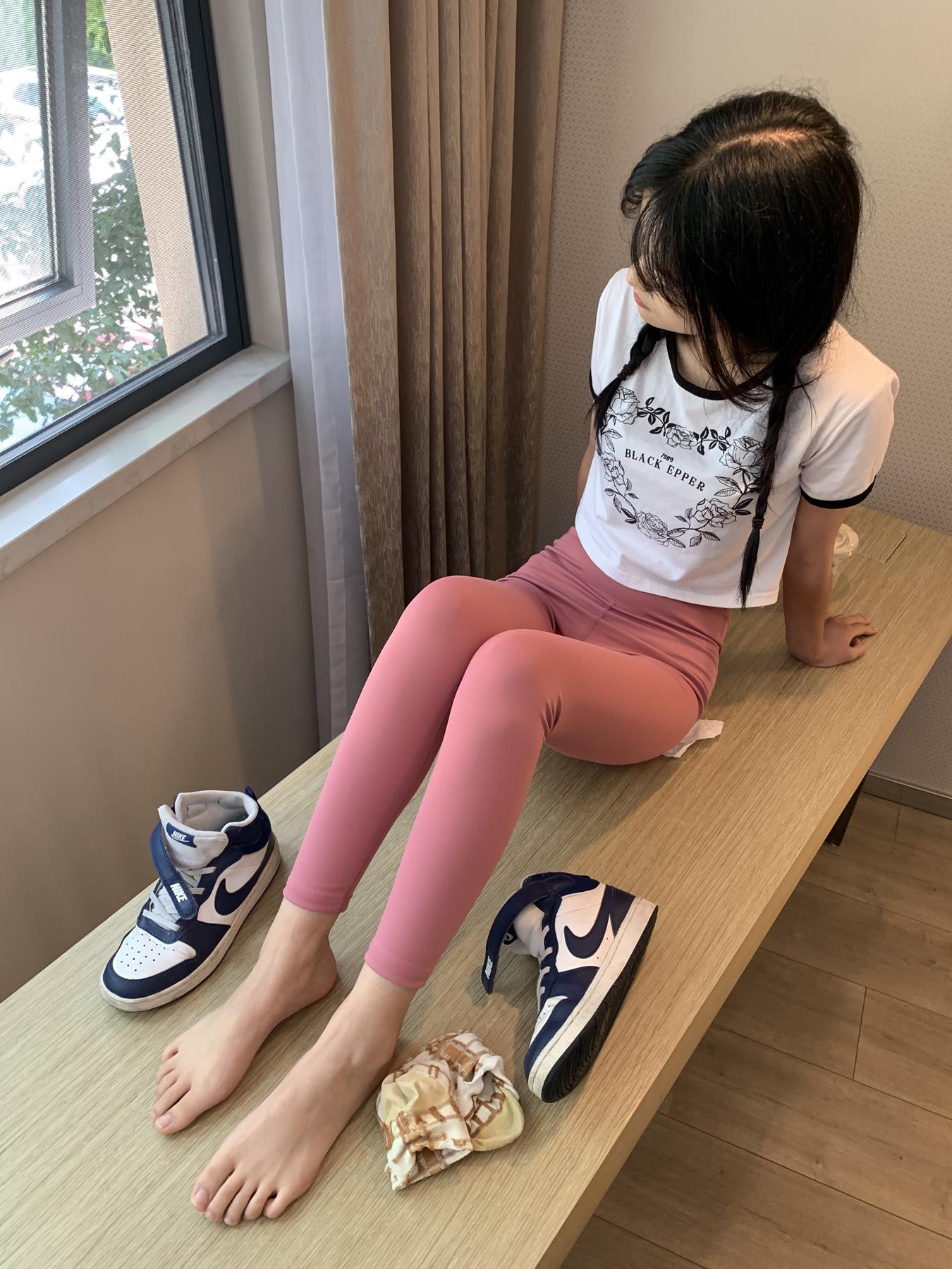 图片[37]-誉铭传媒袜足摄影 2022.10月份整合福利 (1) [64P] – 速更版-美库