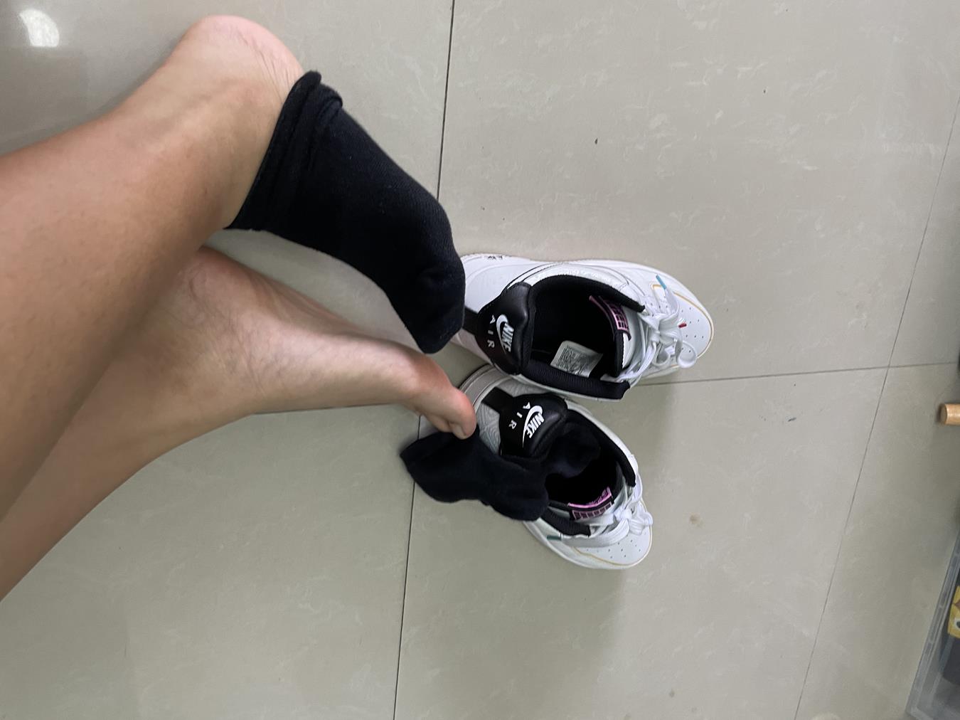 图片[50]-誉铭传媒袜足摄影 2022.10月份整合福利 (2) [66P] – 速更版-美库