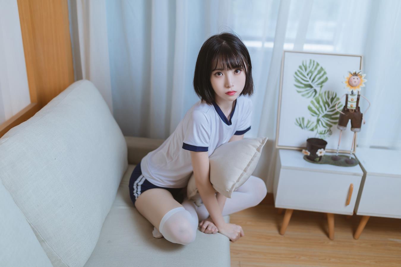 图片[11]-网紅Coser@许岚LAN  放学回家[32P] – 速更版-美库