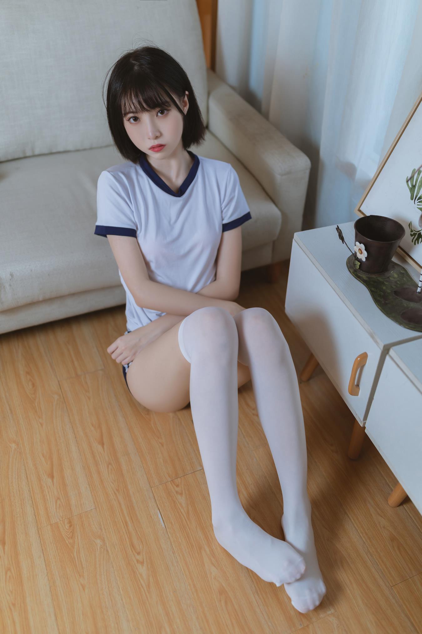 图片[16]-网紅Coser@许岚LAN  放学回家[32P] – 速更版-美库