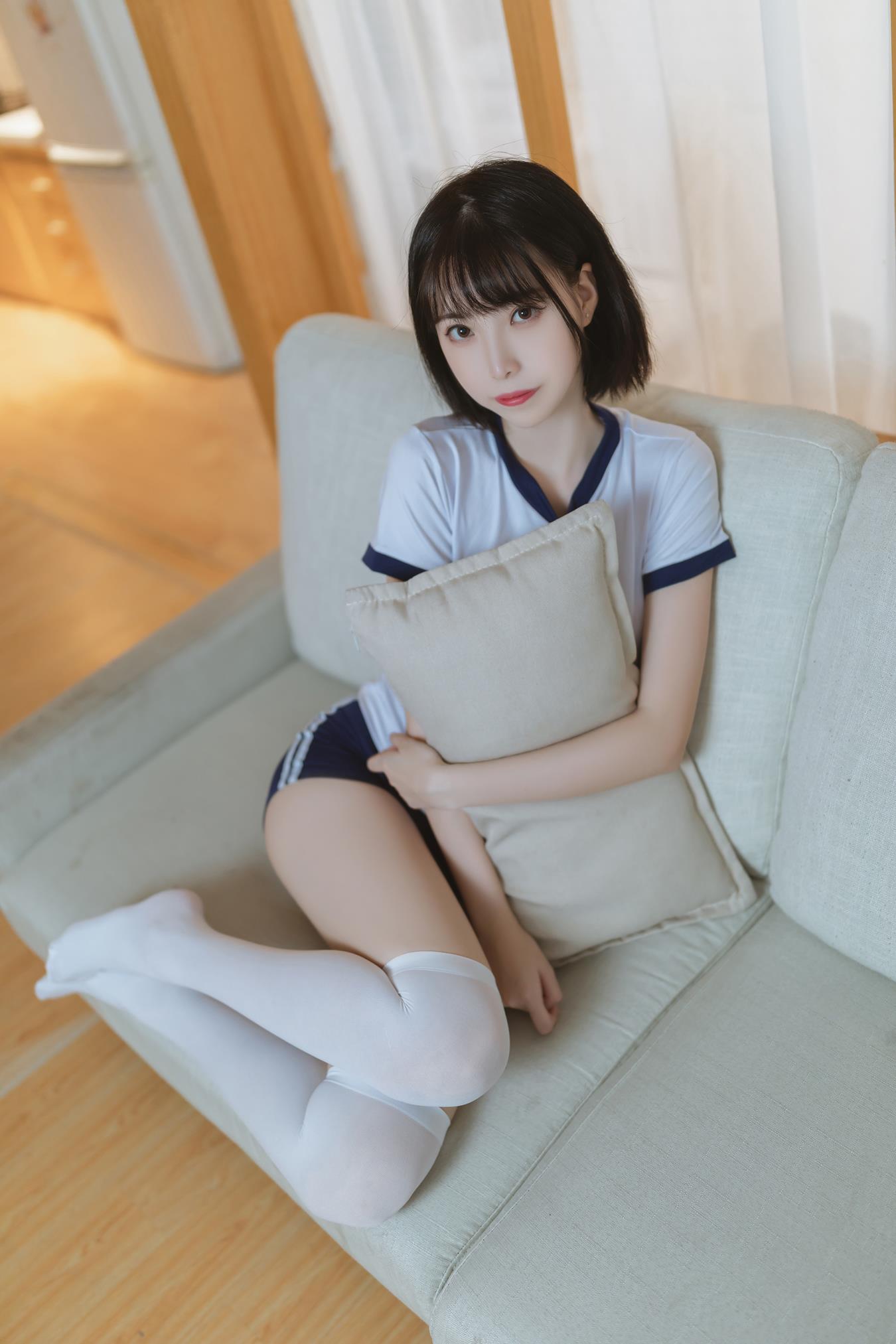 图片[26]-网紅Coser@许岚LAN  放学回家[32P] – 速更版-美库