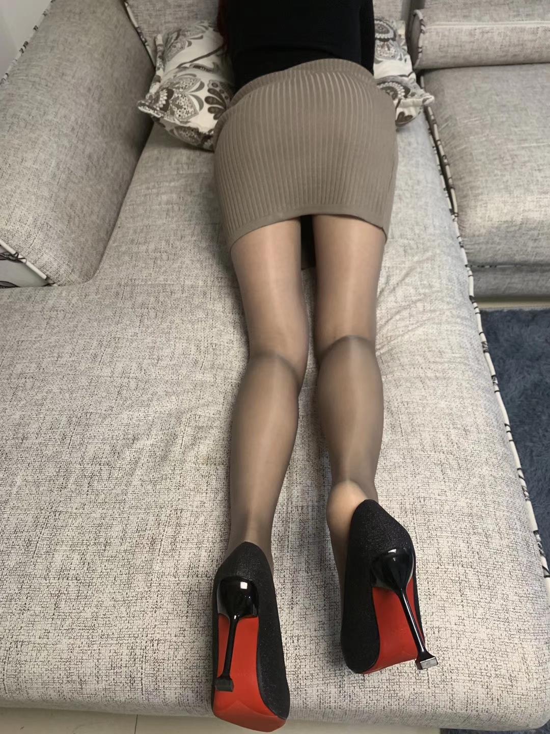 图片[70]-提袜少女微信朋友圈收费资源合集2-1 [120P] – 速更版-美库