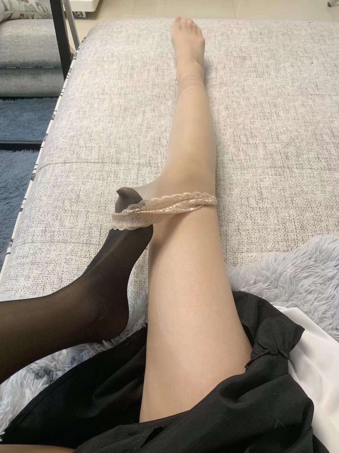 图片[31]-提袜少女微信朋友圈收费资源合集2-2 [159P] – 速更版-美库