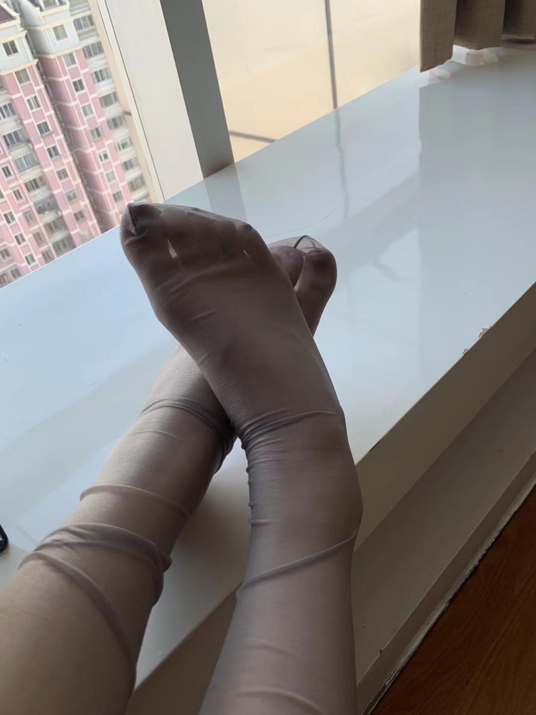 图片[19]-提袜少女微信朋友圈收费资源合集2-3 [128P] – 速更版-美库