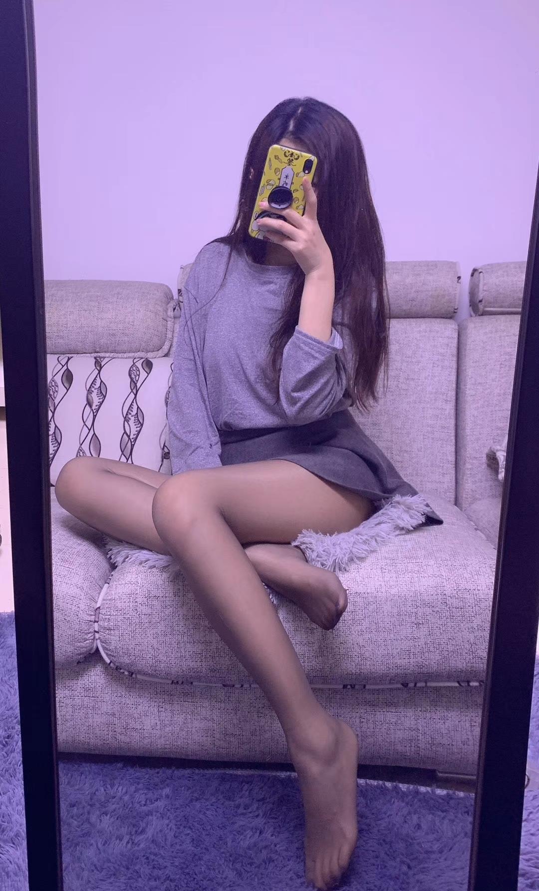 图片[90]-提袜少女微信朋友圈收费资源合集2-1 [120P] – 速更版-美库