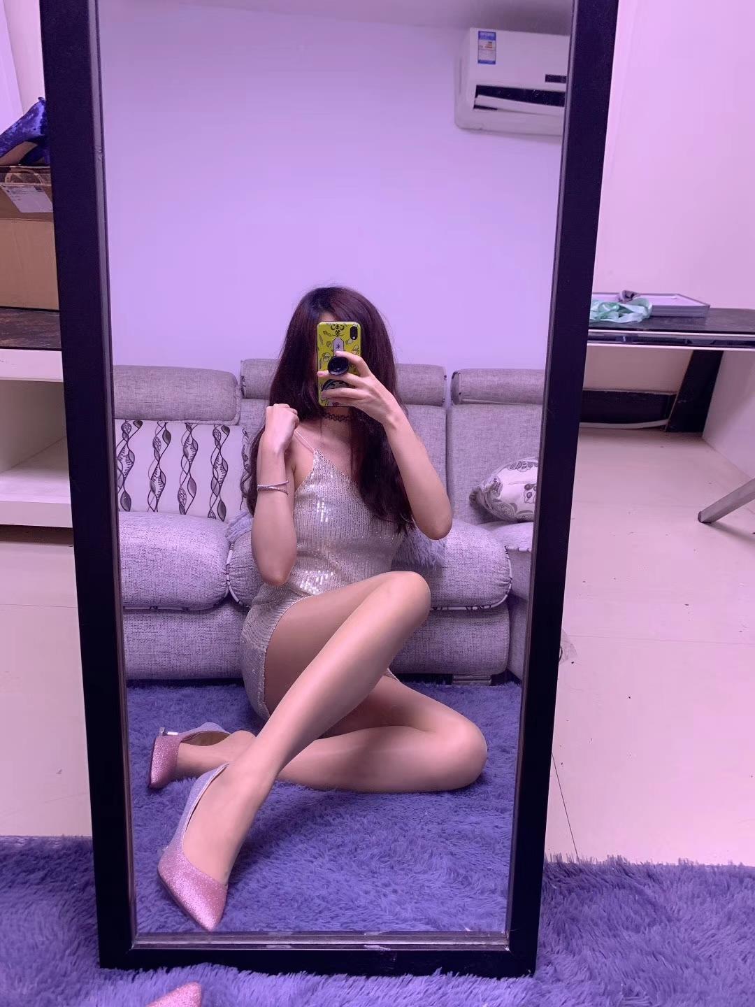 图片[107]-提袜少女微信朋友圈收费资源合集2-1 [120P] – 速更版-美库