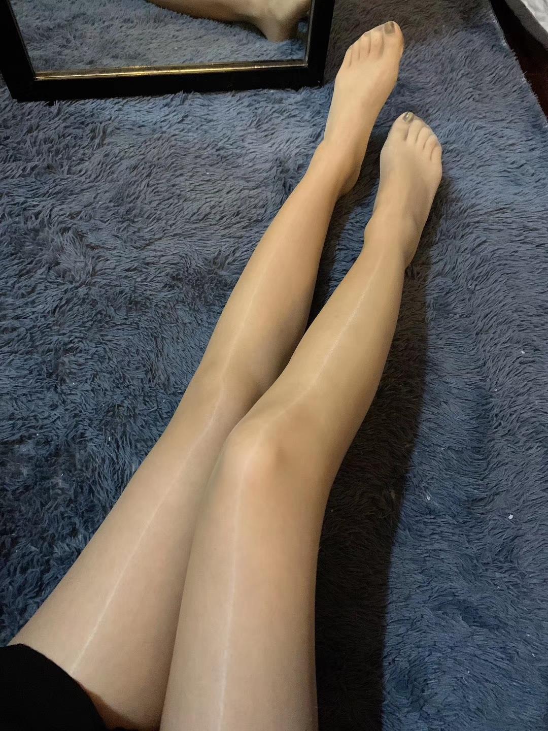 图片[44]-提袜少女微信朋友圈收费资源合集2-3 [128P] – 速更版-美库