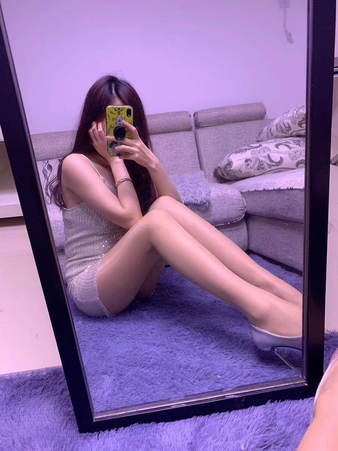 图片[108]-提袜少女微信朋友圈收费资源合集2-1 [120P] – 速更版-美库