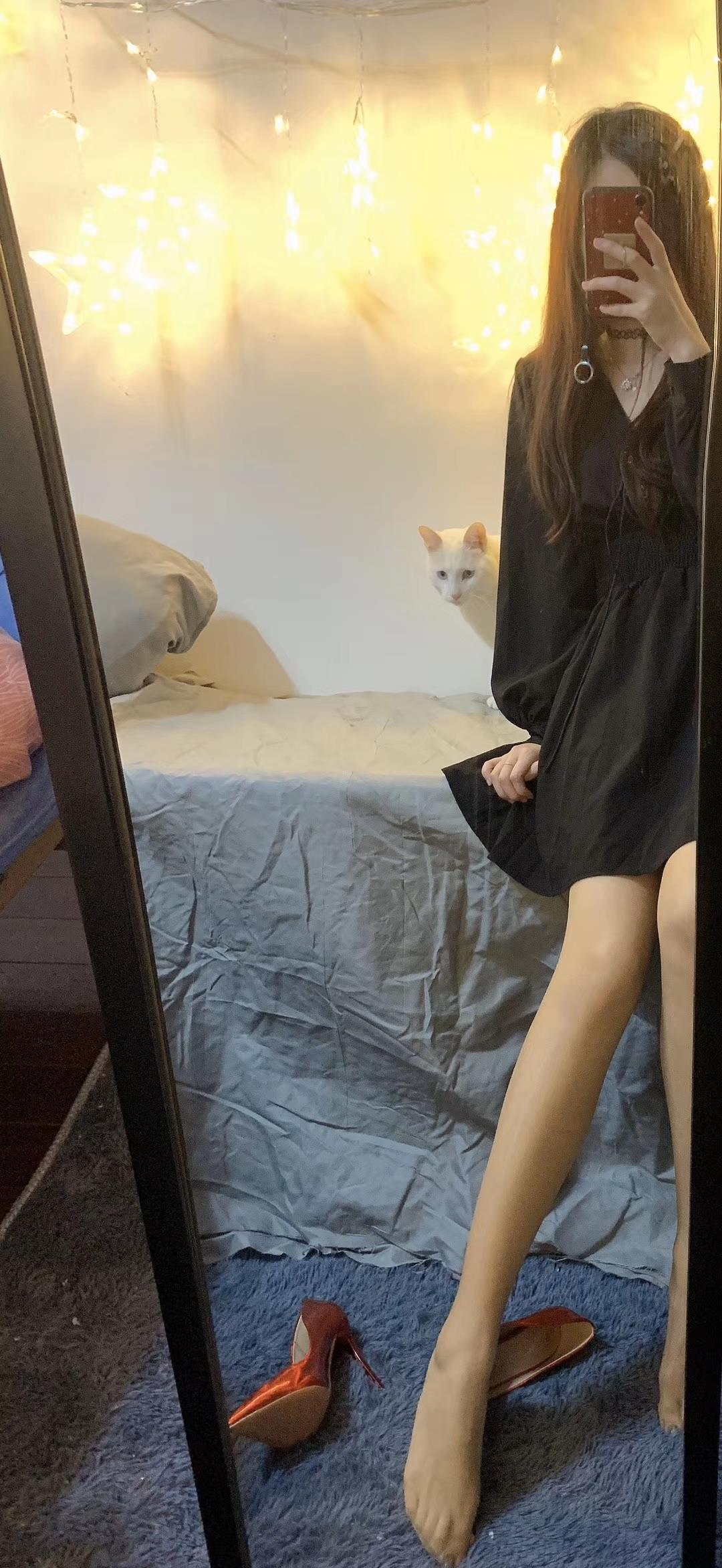 图片[45]-提袜少女微信朋友圈收费资源合集2-3 [128P] – 速更版-美库