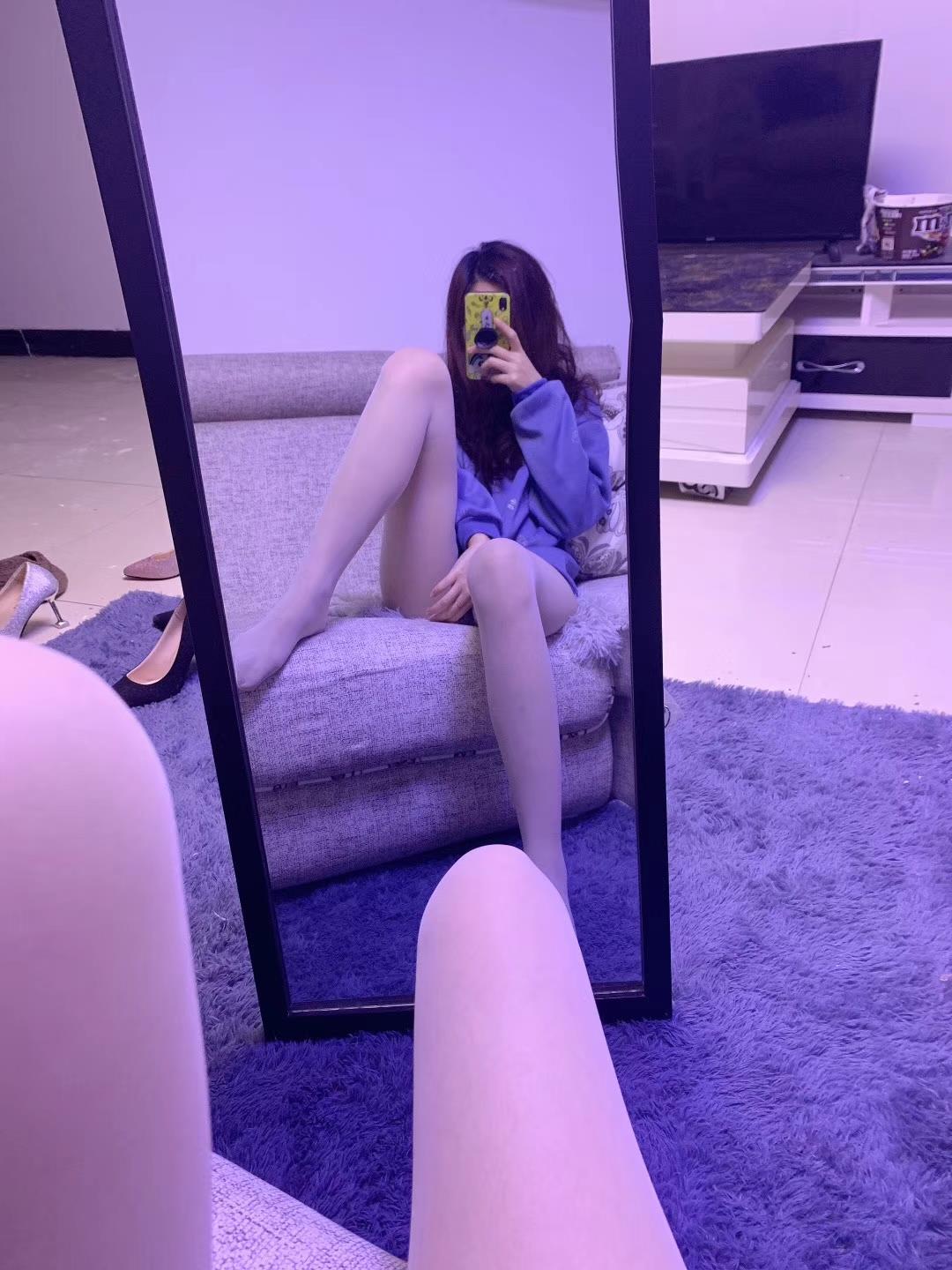 图片[116]-提袜少女微信朋友圈收费资源合集2-1 [120P] – 速更版-美库