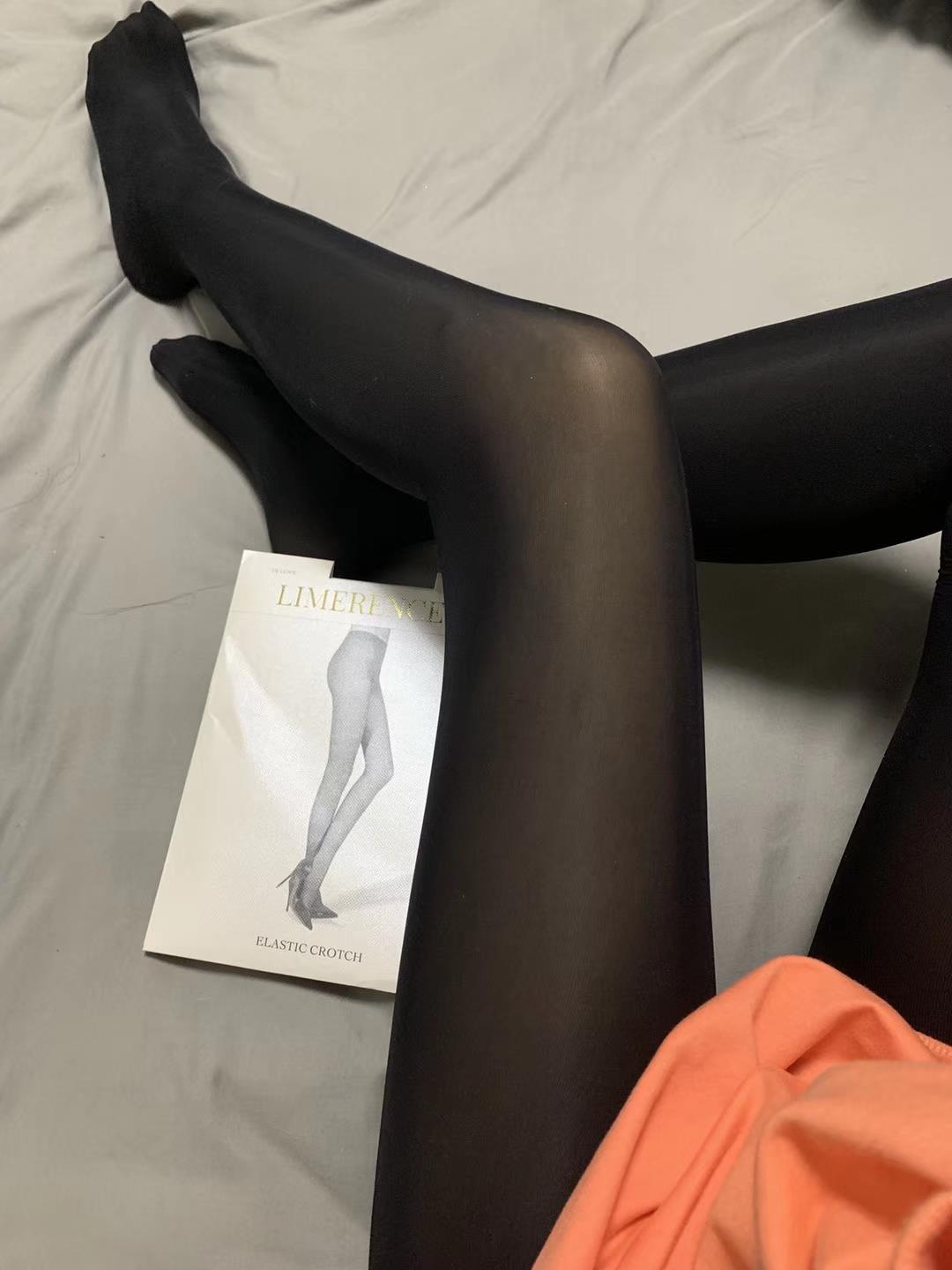 图片[66]-提袜少女微信朋友圈收费资源合集2-2 [159P] – 速更版-美库