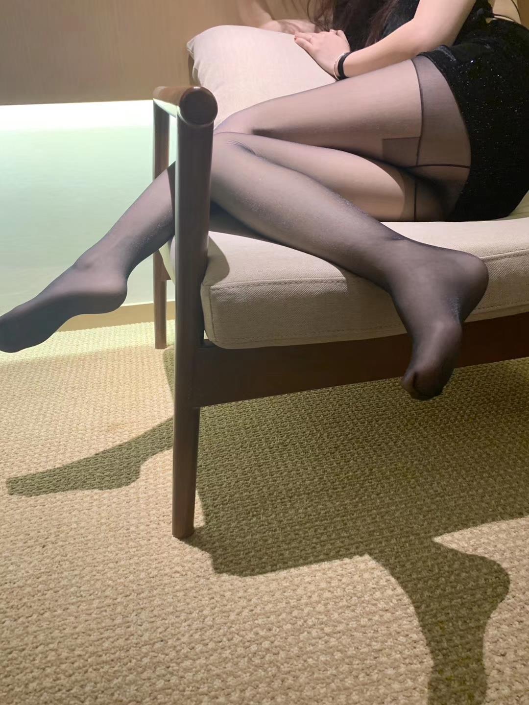 图片[56]-提袜少女微信朋友圈收费资源合集2-3 [128P] – 速更版-美库