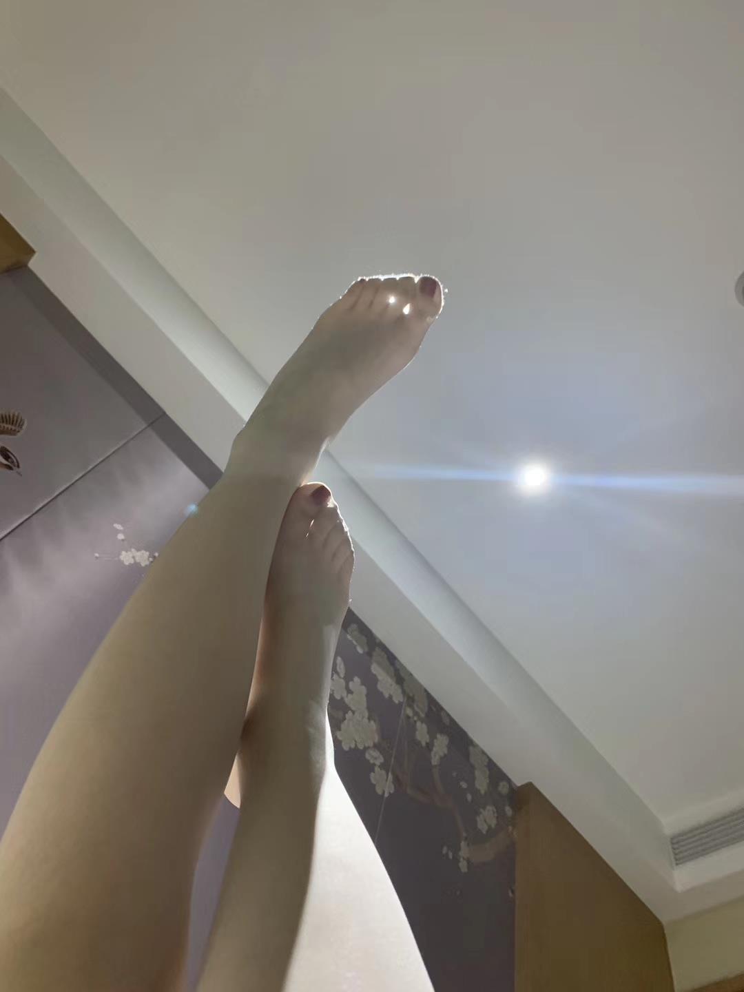 图片[70]-提袜少女微信朋友圈收费资源合集2-3 [128P] – 速更版-美库