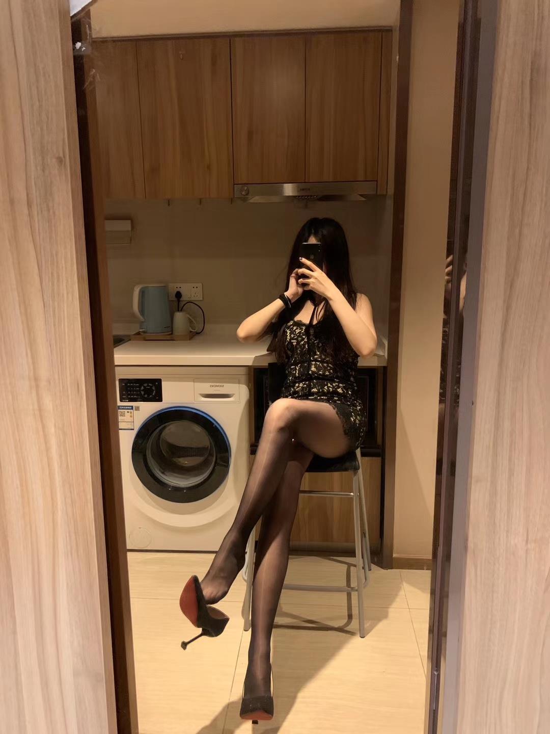 图片[44]-提袜少女微信朋友圈收费资源合集2-4 [128P] – 速更版-美库