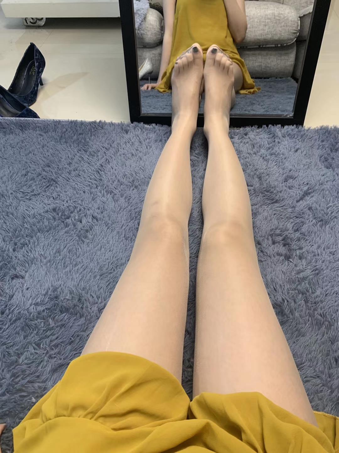 图片[86]-提袜少女微信朋友圈收费资源合集2-2 [159P] – 速更版-美库