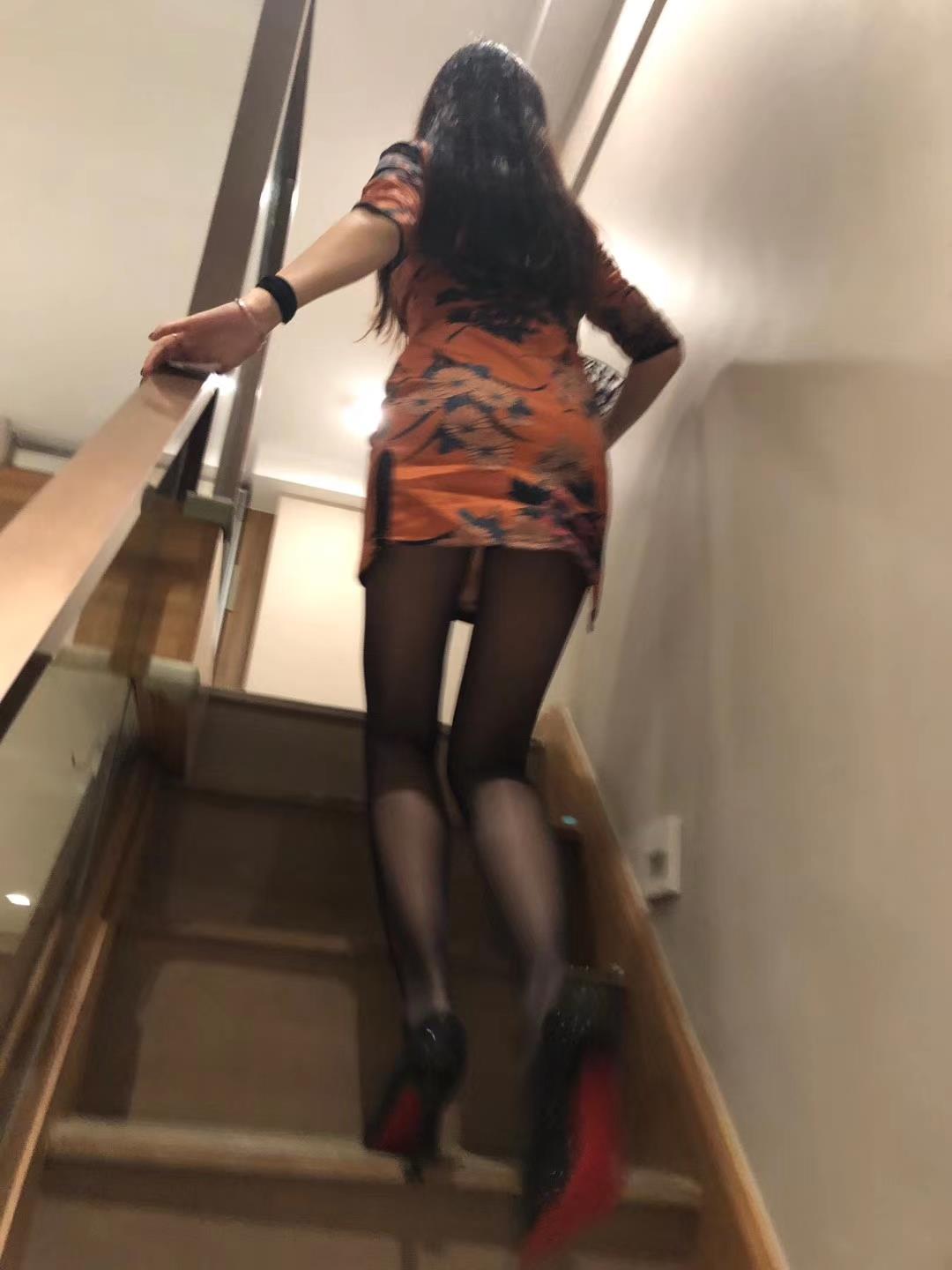 图片[59]-提袜少女微信朋友圈收费资源合集2-4 [128P] – 速更版-美库