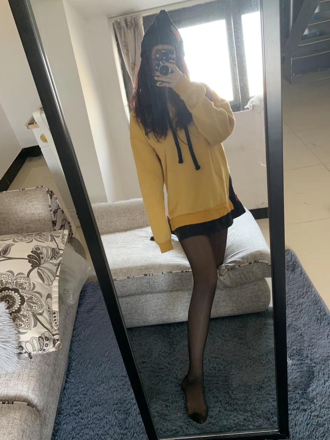 图片[106]-提袜少女微信朋友圈收费资源合集2-2 [159P] – 速更版-美库