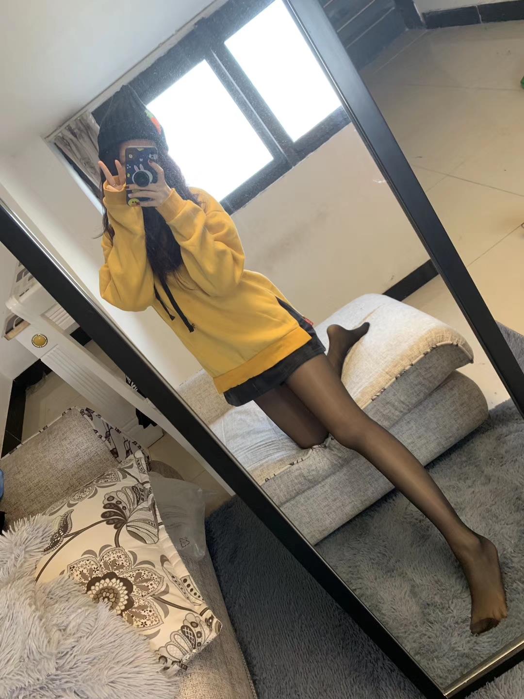 图片[109]-提袜少女微信朋友圈收费资源合集2-2 [159P] – 速更版-美库