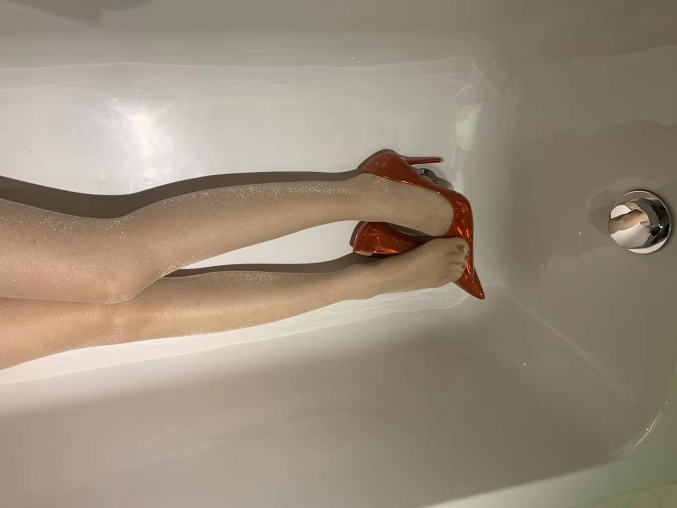 图片[101]-提袜少女微信朋友圈收费资源合集2-3 [128P] – 速更版-美库