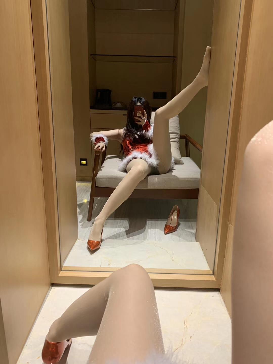 图片[104]-提袜少女微信朋友圈收费资源合集2-3 [128P] – 速更版-美库