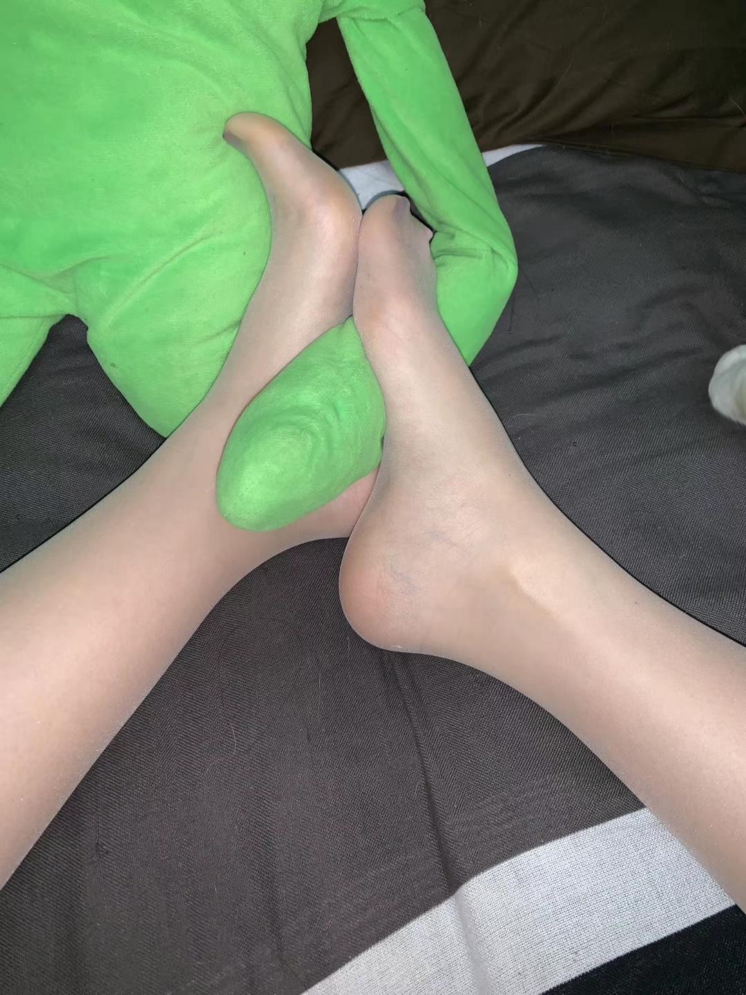 图片[120]-提袜少女微信朋友圈收费资源合集2-2 [159P] – 速更版-美库