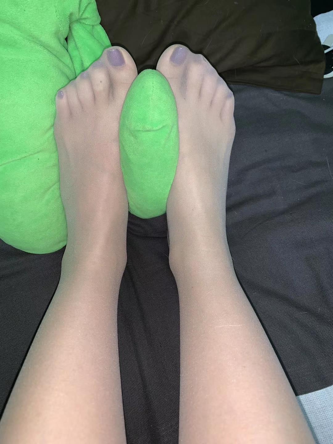 图片[121]-提袜少女微信朋友圈收费资源合集2-2 [159P] – 速更版-美库