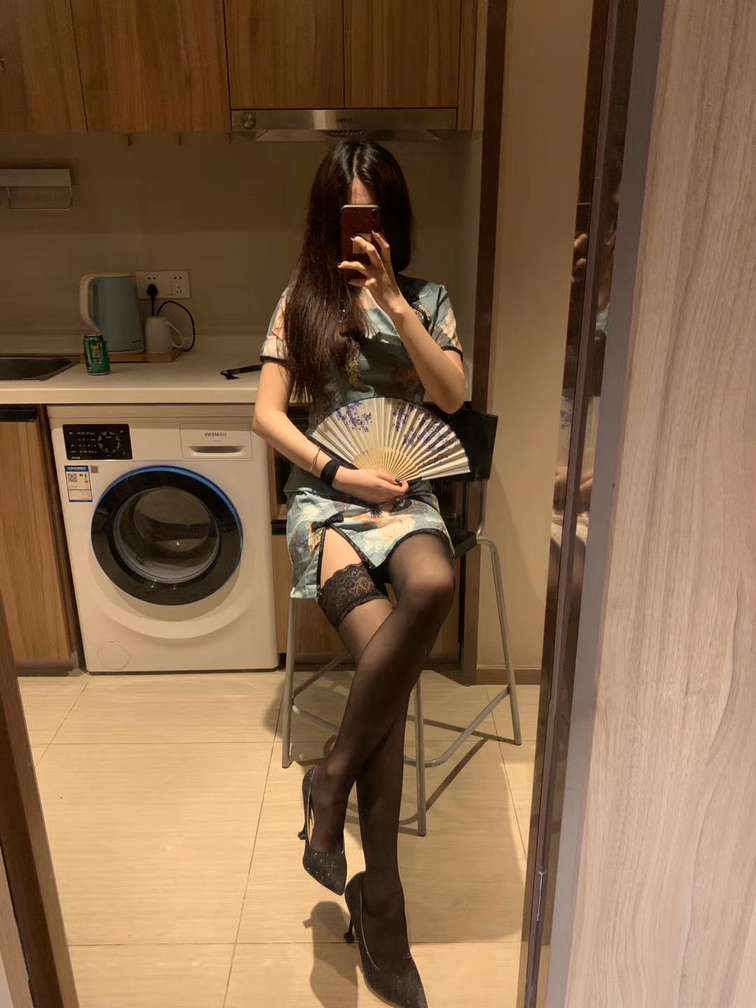 图片[81]-提袜少女微信朋友圈收费资源合集2-4 [128P] – 速更版-美库