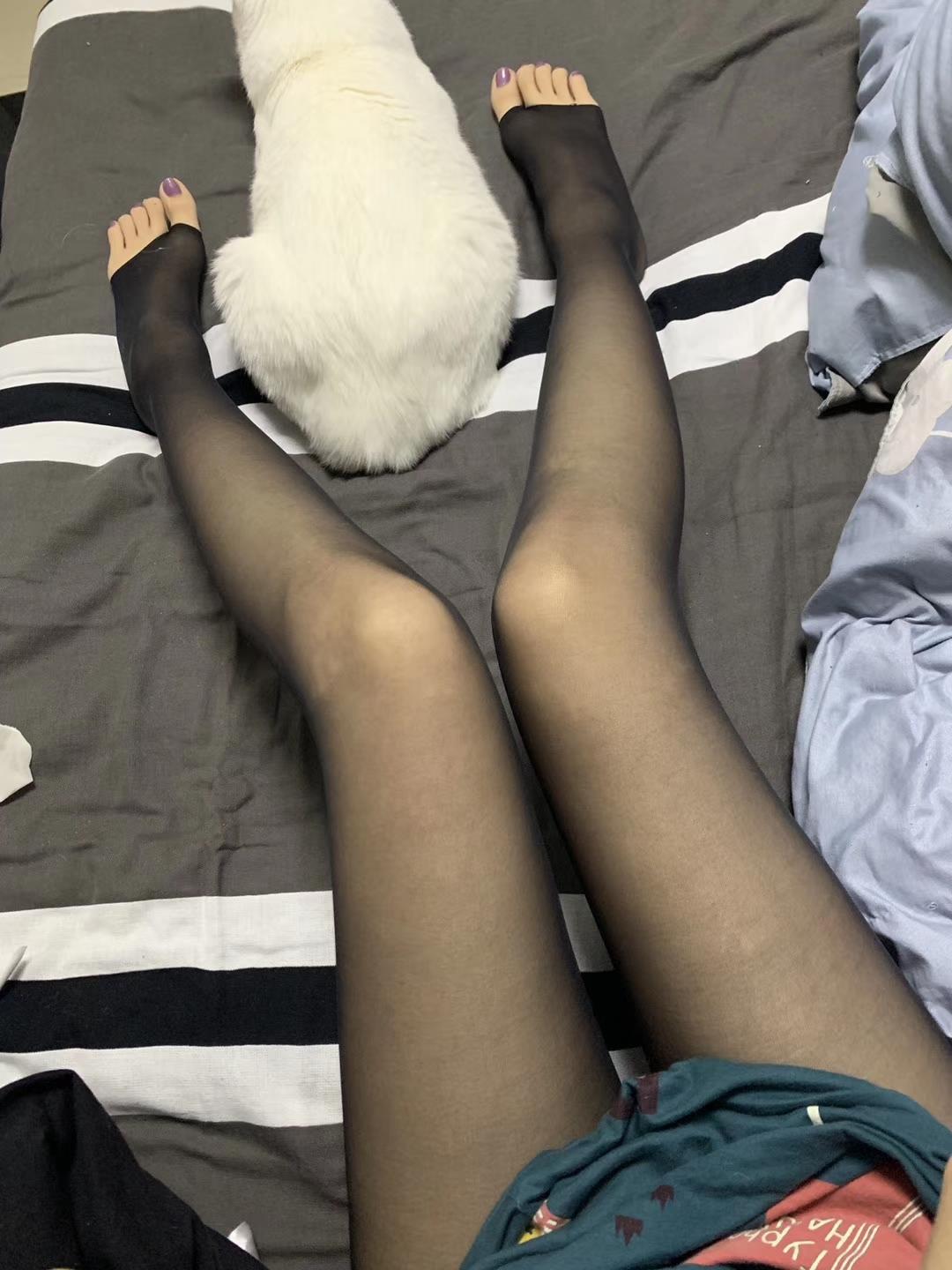 图片[128]-提袜少女微信朋友圈收费资源合集2-2 [159P] – 速更版-美库