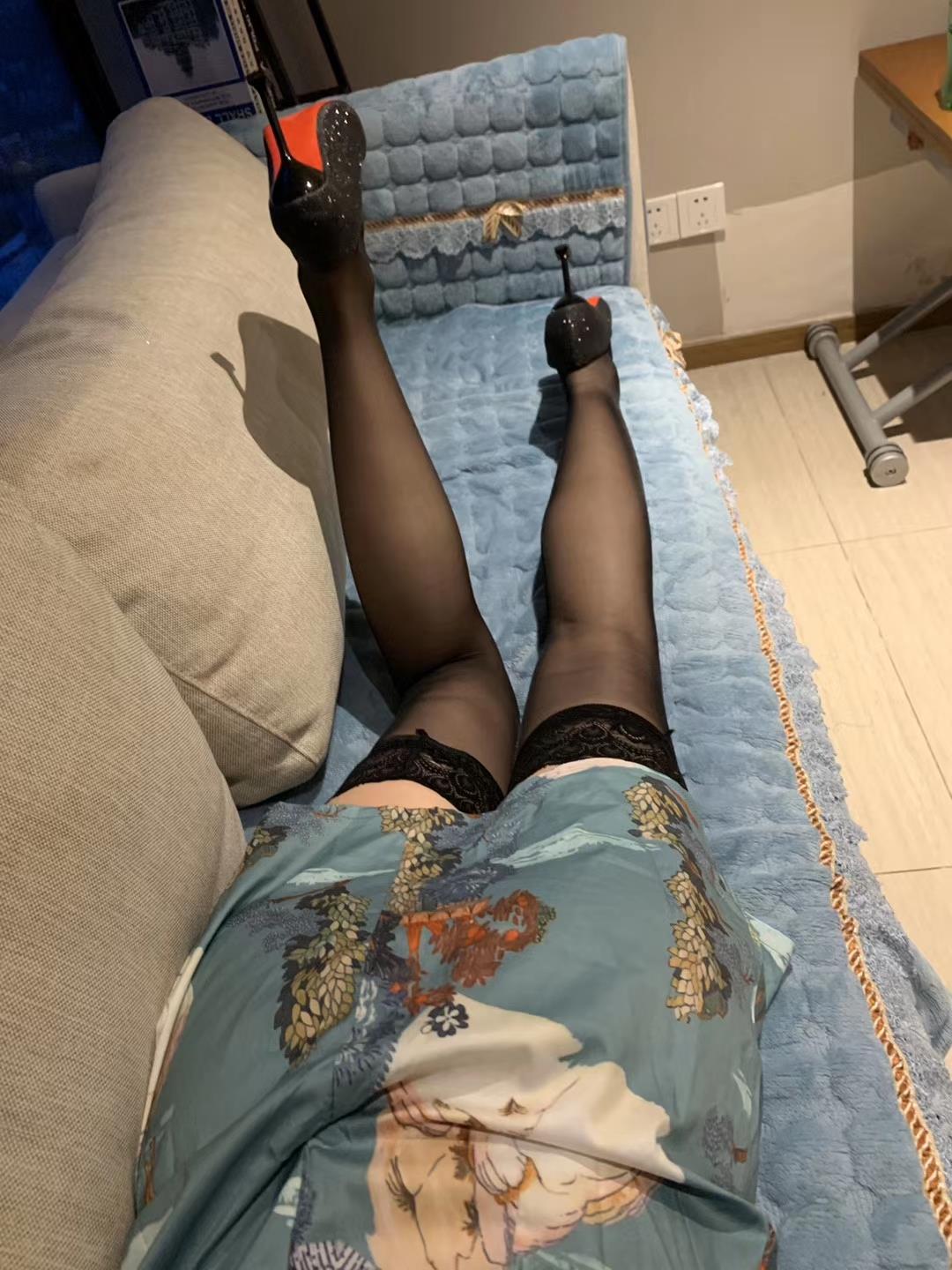 图片[83]-提袜少女微信朋友圈收费资源合集2-4 [128P] – 速更版-美库