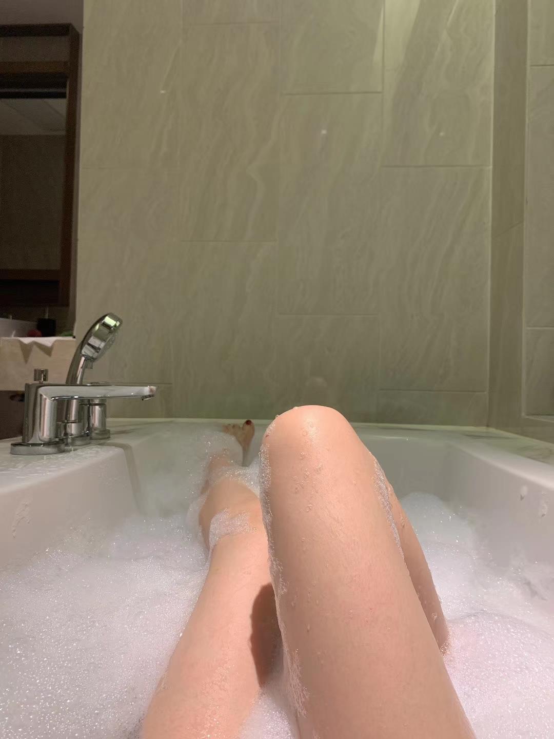 图片[119]-提袜少女微信朋友圈收费资源合集2-3 [128P] – 速更版-美库