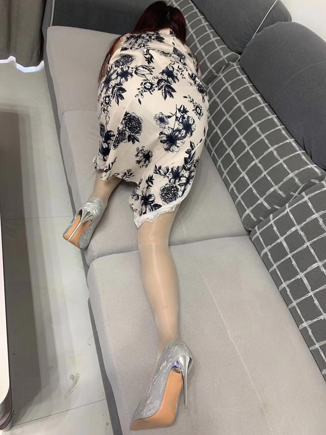 图片[90]-提袜少女微信朋友圈收费资源合集2-4 [128P] – 速更版-美库