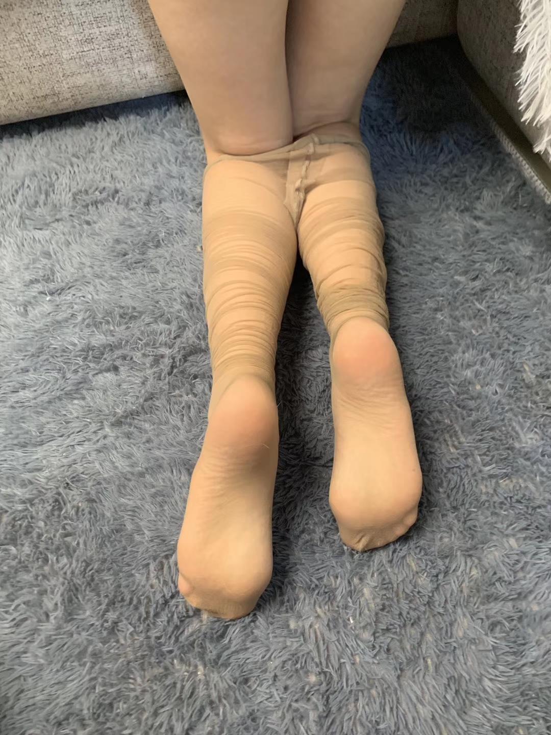 图片[139]-提袜少女微信朋友圈收费资源合集2-2 [159P] – 速更版-美库