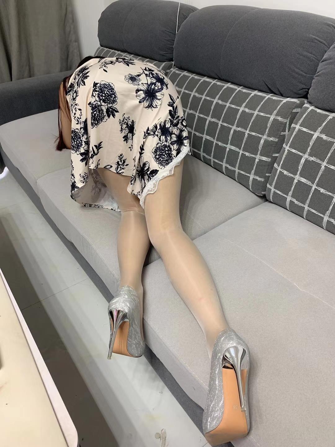 图片[92]-提袜少女微信朋友圈收费资源合集2-4 [128P] – 速更版-美库