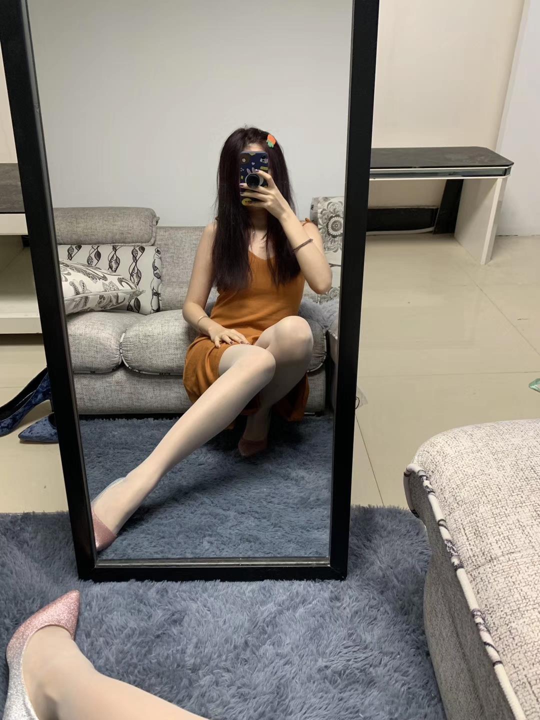 图片[145]-提袜少女微信朋友圈收费资源合集2-2 [159P] – 速更版-美库