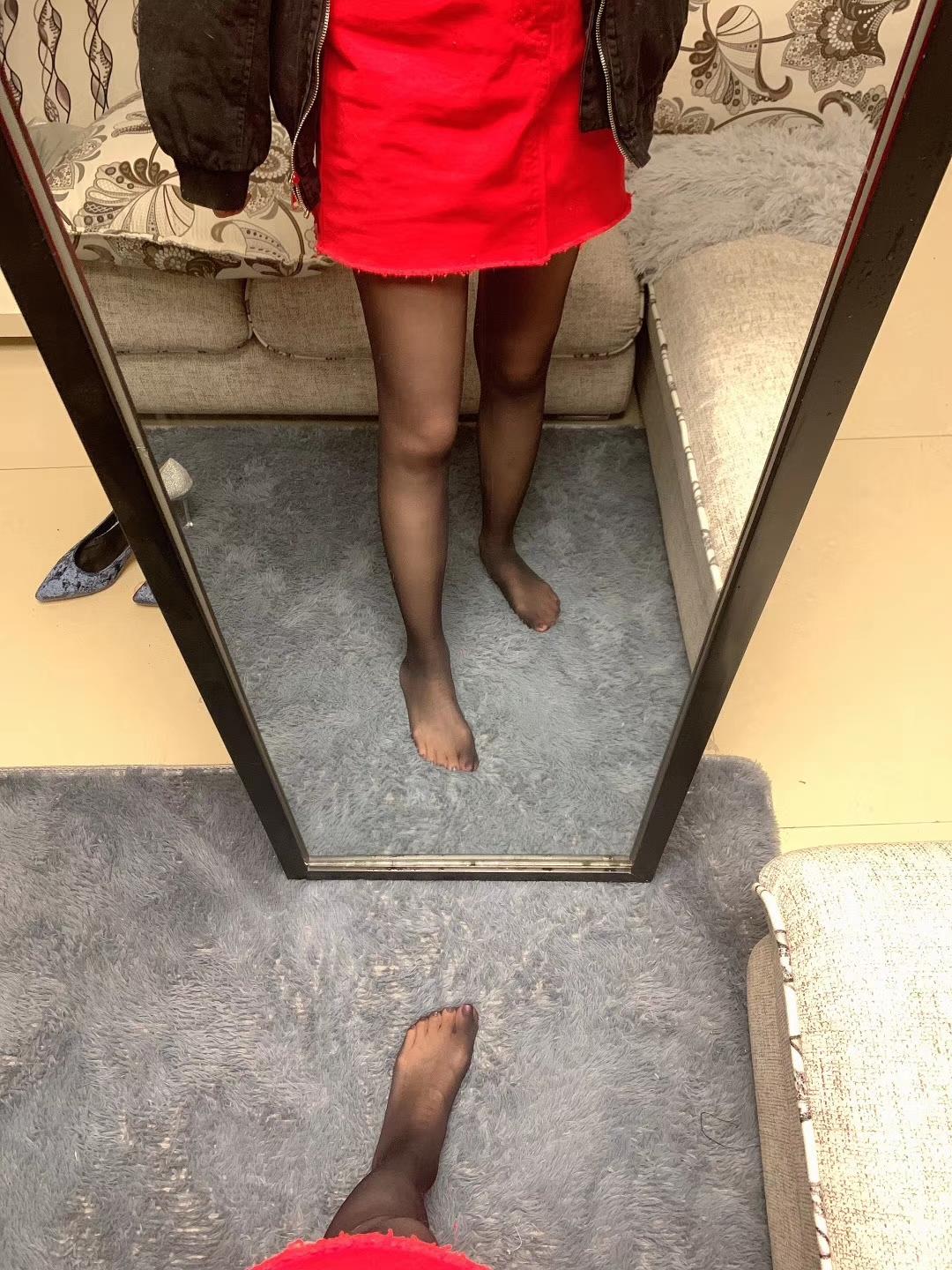 图片[153]-提袜少女微信朋友圈收费资源合集2-2 [159P] – 速更版-美库