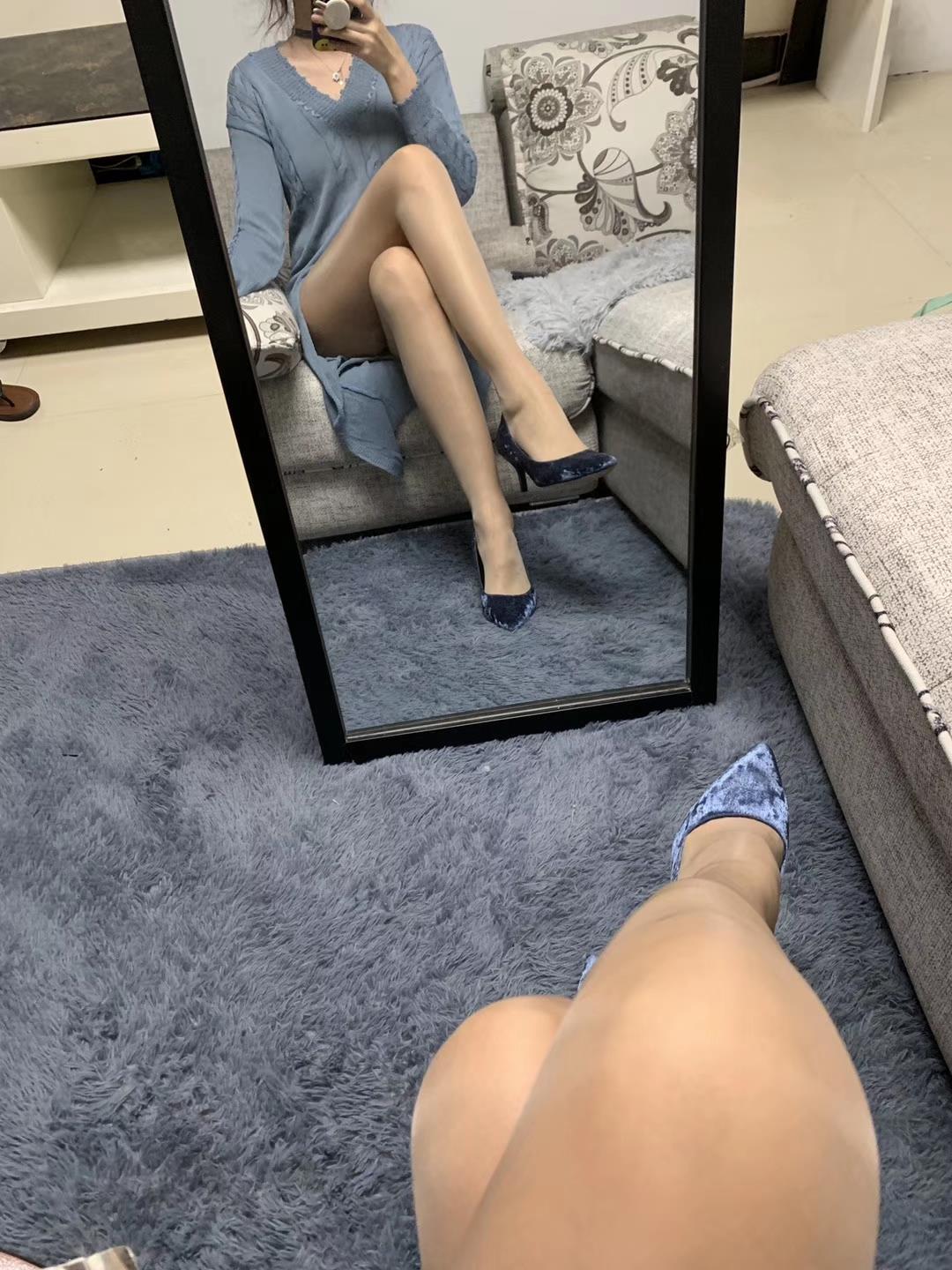 图片[156]-提袜少女微信朋友圈收费资源合集2-2 [159P] – 速更版-美库