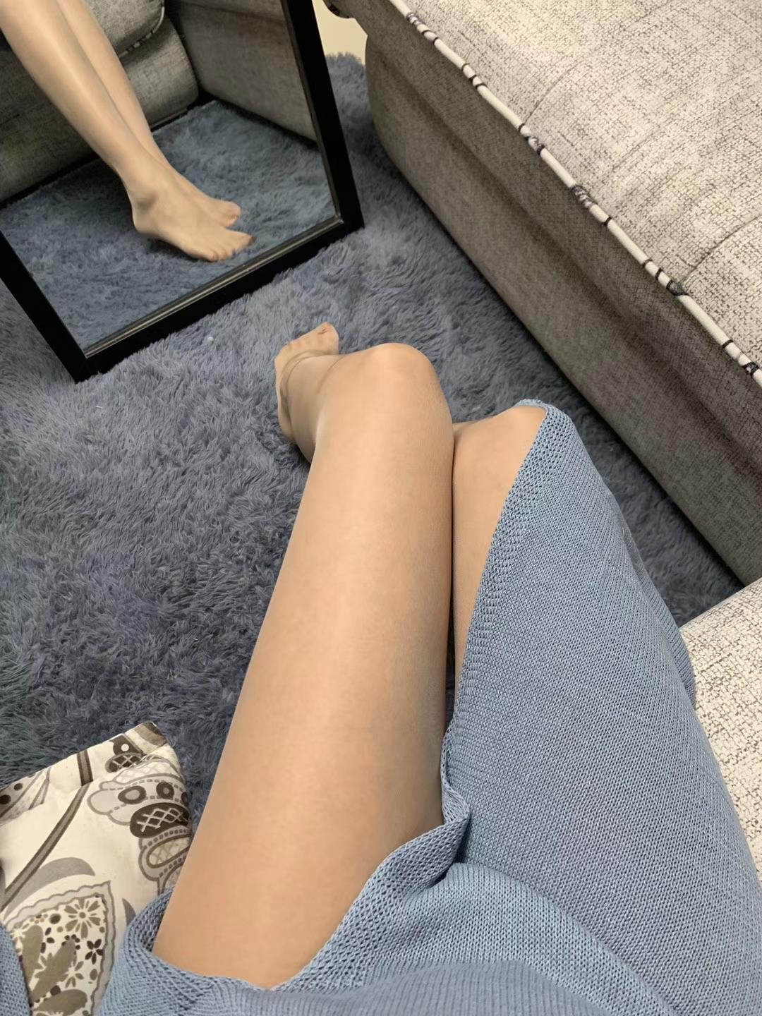 图片[159]-提袜少女微信朋友圈收费资源合集2-2 [159P] – 速更版-美库